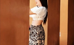 动漫美女被袭胸